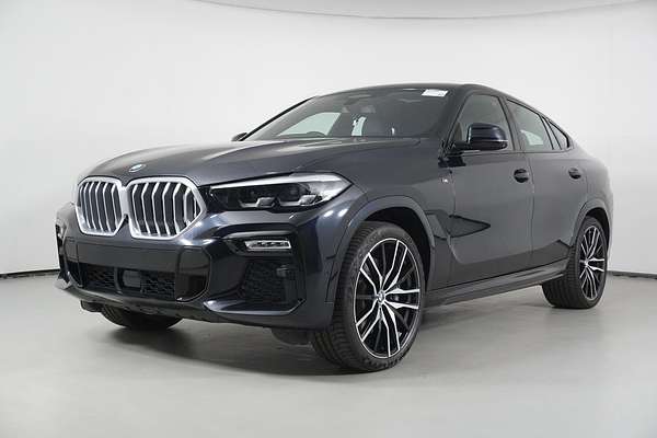 2020 BMW X6 xDRIVE40i M SPORT G06