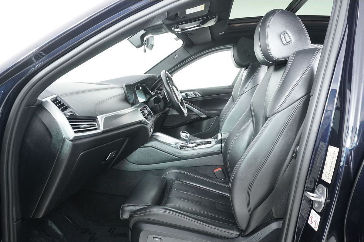 2020 BMW X6 xDRIVE40i M SPORT G06