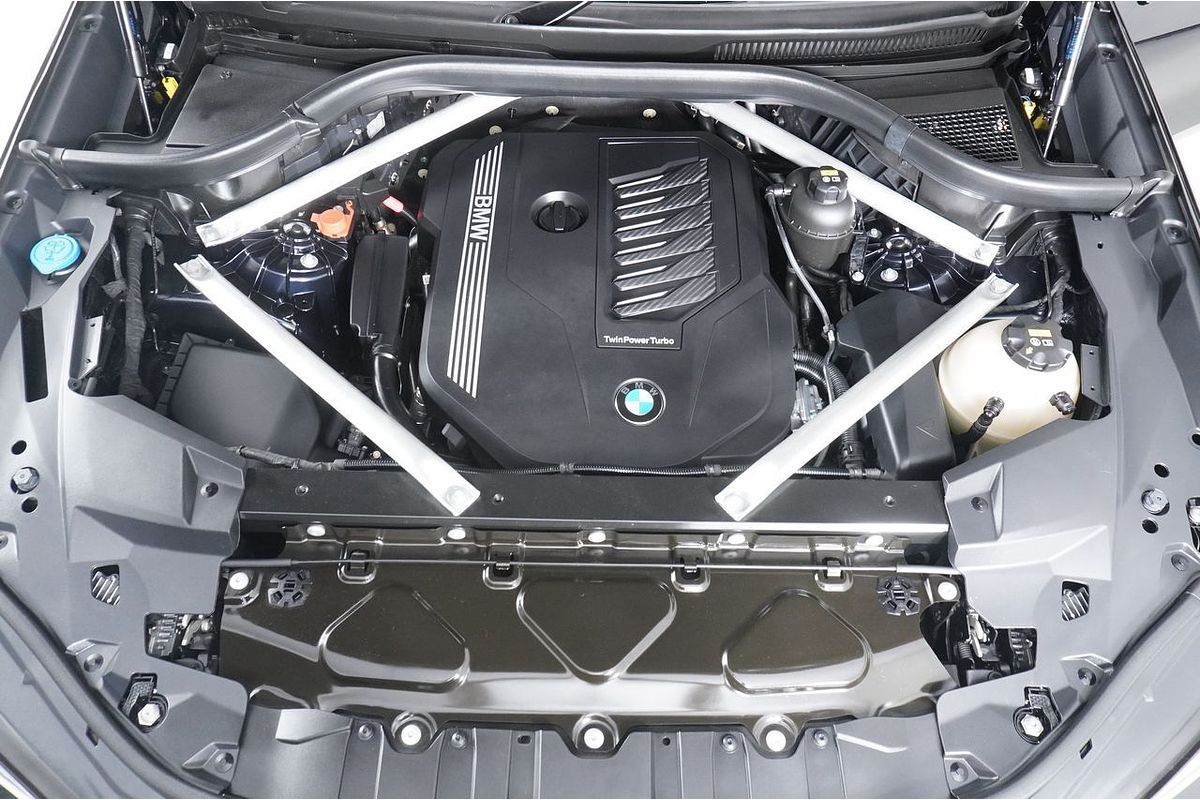 2020 BMW X6 xDRIVE40i M SPORT G06