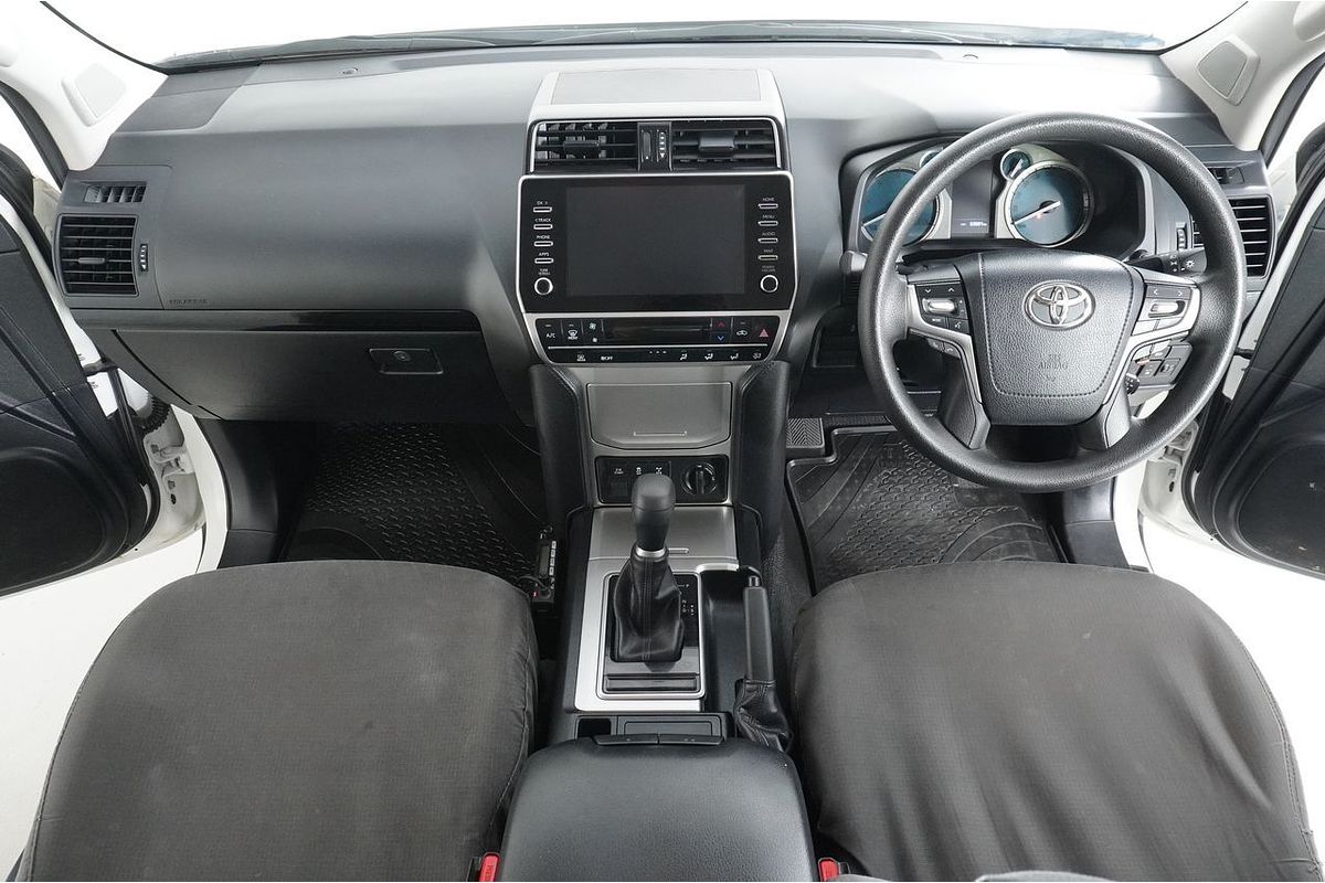 Vehicle photo 9