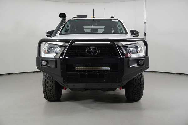 2021 Toyota HILUX SR (4x4) GUN126R FACELIFT 4X4