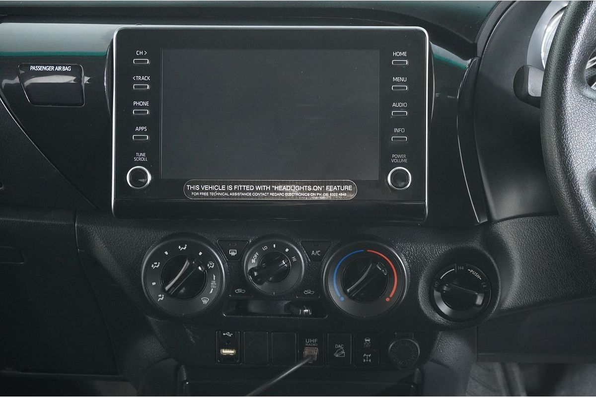 2021 Toyota HILUX SR (4x4) GUN126R FACELIFT 4X4