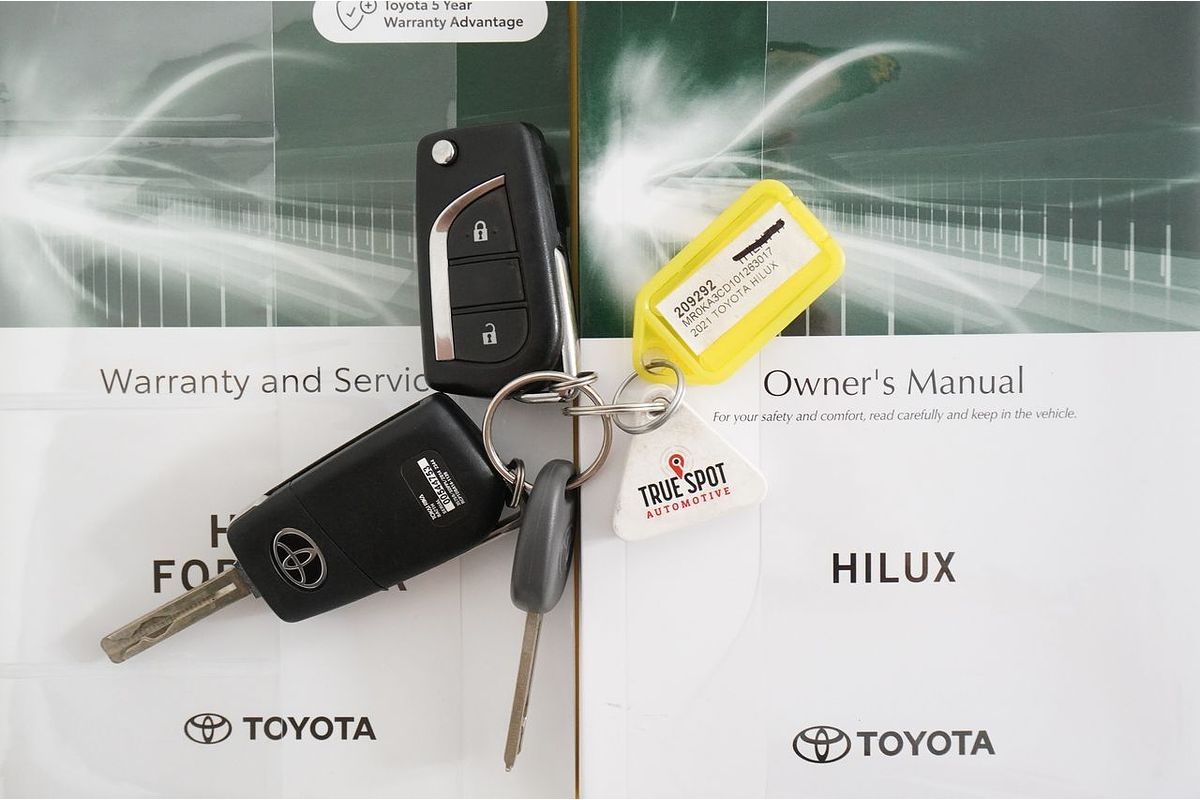 2021 Toyota HILUX SR (4x4) GUN126R FACELIFT 4X4