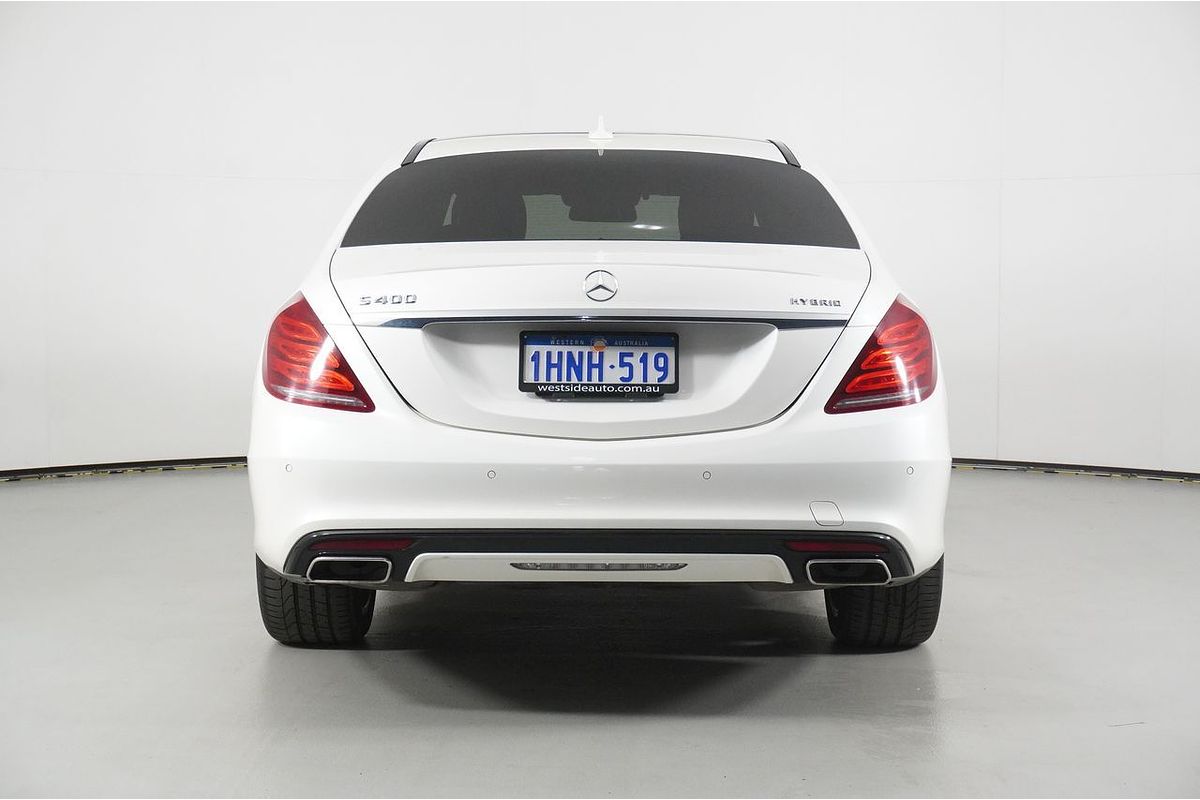 Vehicle photo 6