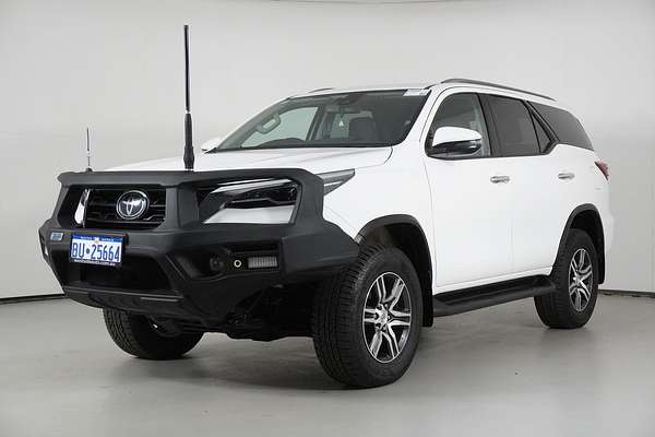 2022 Toyota FORTUNER GXL GUN156R