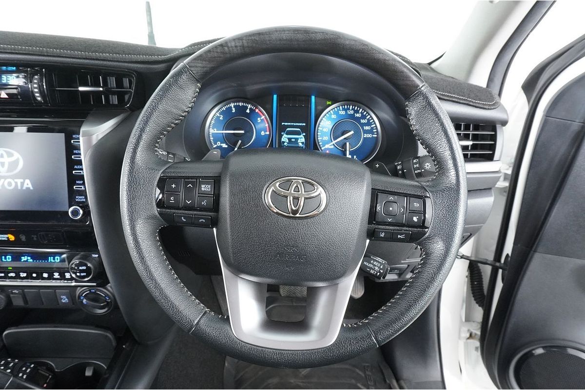 2022 Toyota FORTUNER GXL GUN156R