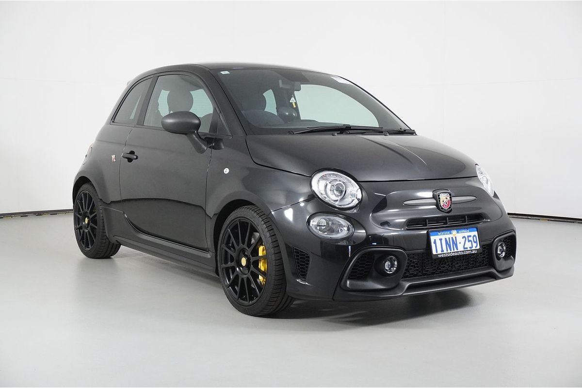 2023 Abarth 695 COMPETIZIONE