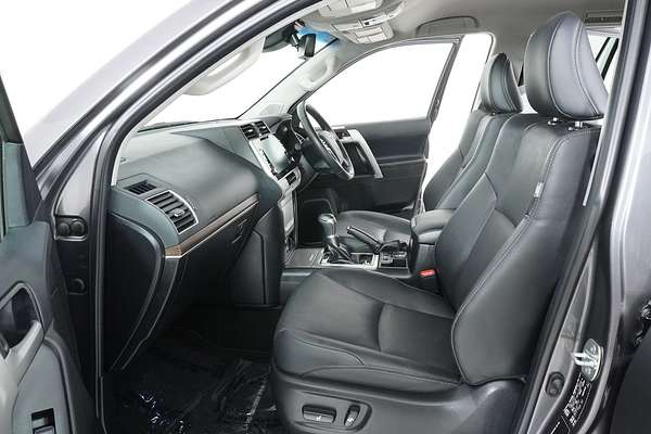 2022 Toyota Landcruiser Prado VX GDJ150R