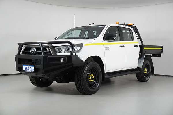 2020 Toyota HILUX SR (4x4) GUN126R FACELIFT 4X4