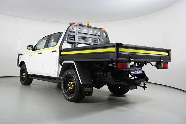2020 Toyota HILUX SR (4x4) GUN126R FACELIFT 4X4