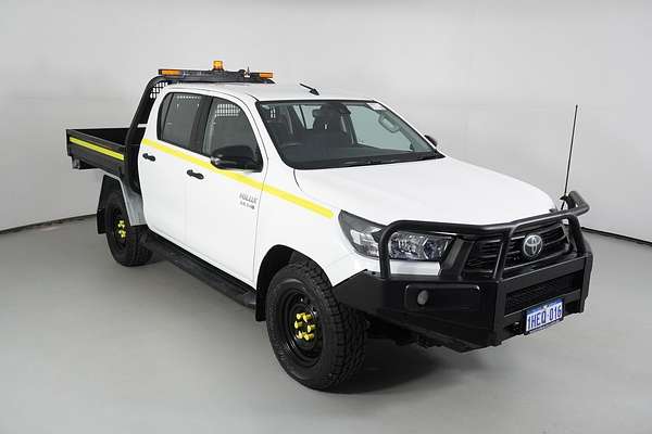2020 Toyota HILUX SR (4x4) GUN126R FACELIFT 4X4