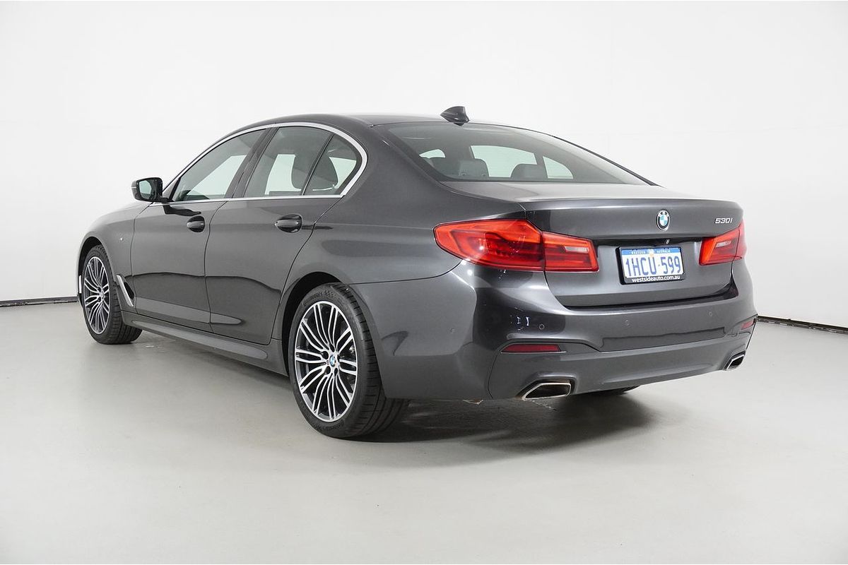 2019 BMW 5 30i M SPORT G30