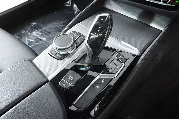 2019 BMW 5 30i M SPORT G30