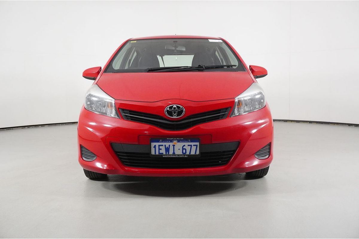 Vehicle photo 2
