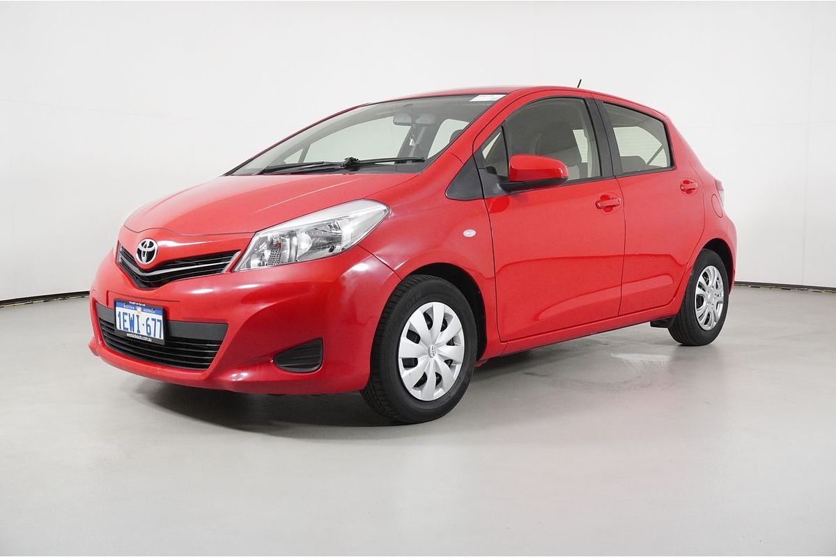 Vehicle photo 3