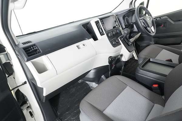 2023 Toyota Hiace SLWB COMMUTER (12 SEATS) GDH322R