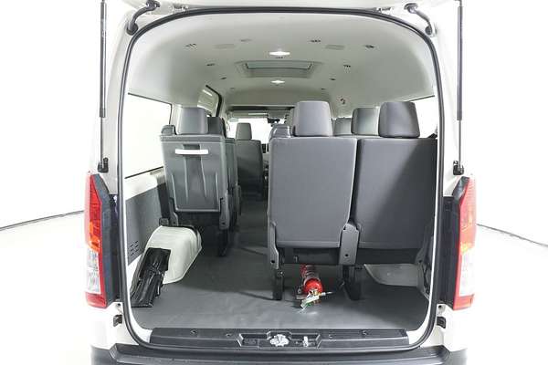 2023 Toyota Hiace SLWB COMMUTER (12 SEATS) GDH322R