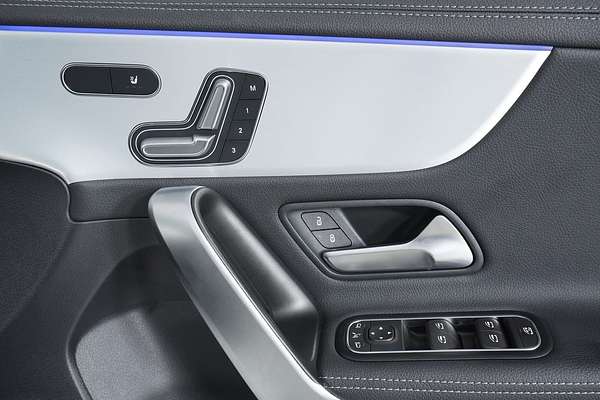 2024 Mercedes-Benz A250 4MATIC V177 MY25