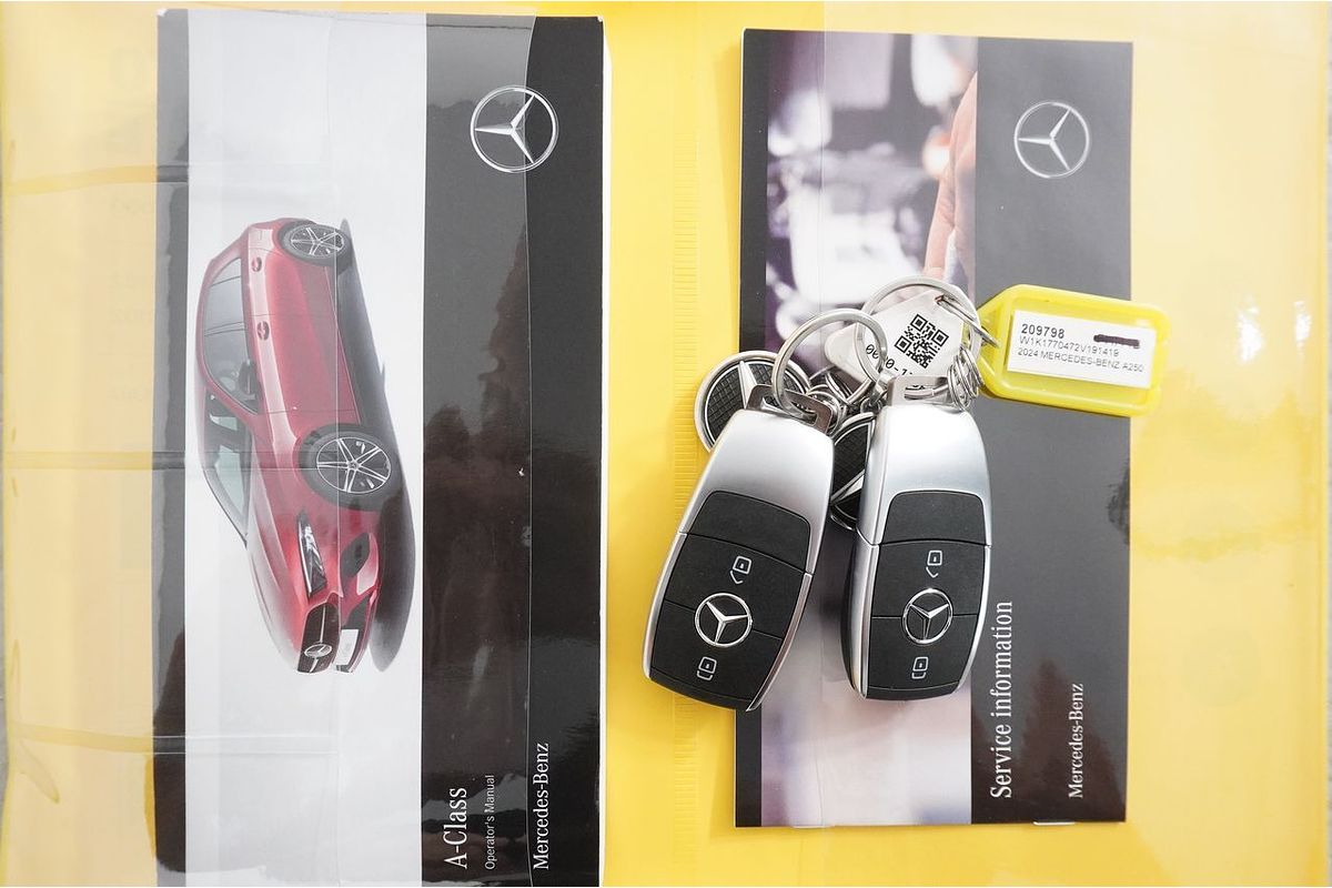 2024 Mercedes-Benz A250 4MATIC V177 MY25