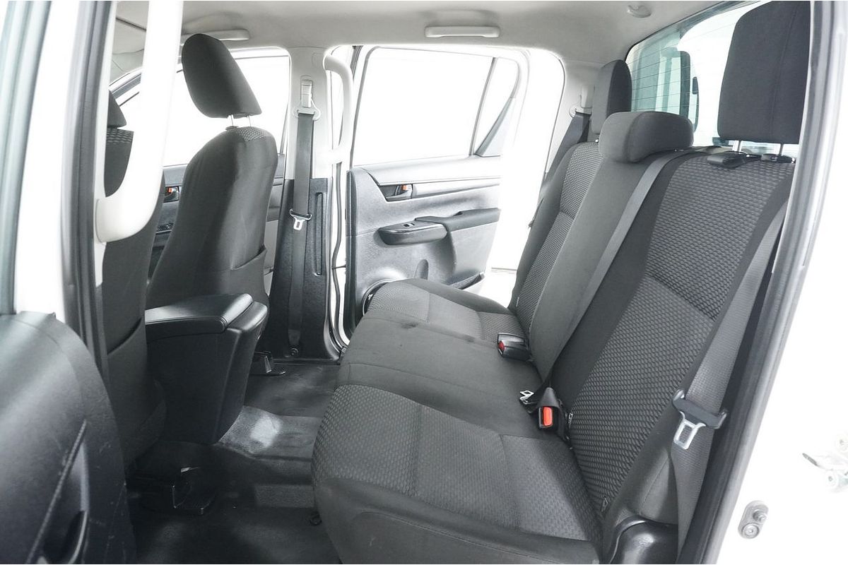 2016 Toyota HILUX Workmate TGN121R REAR WHEEL DRIVE