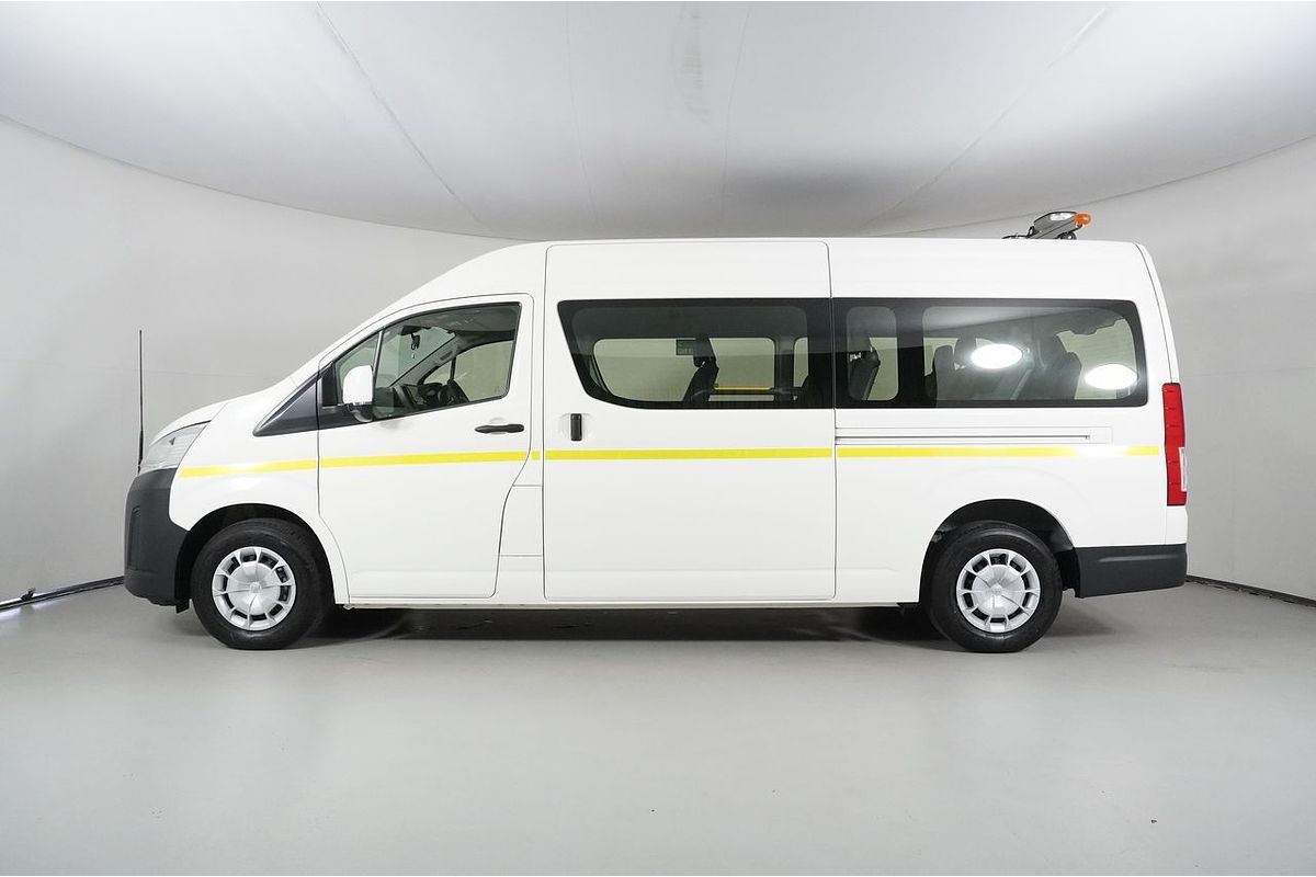 2023 Toyota HIACE SLWB COMMUTER (12 SEATS) GDH322R