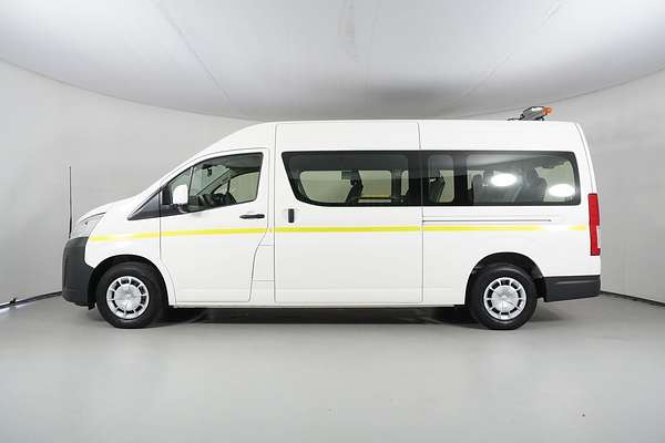 2023 Toyota HIACE SLWB COMMUTER (12 SEATS) GDH322R