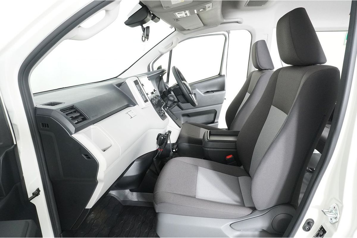 2023 Toyota HIACE SLWB COMMUTER (12 SEATS) GDH322R
