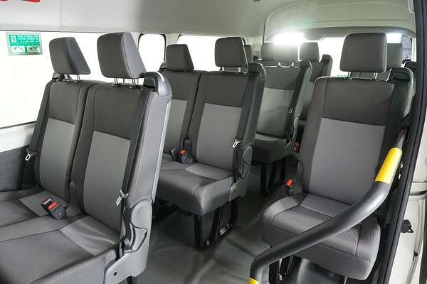 2023 Toyota HIACE SLWB COMMUTER (12 SEATS) GDH322R