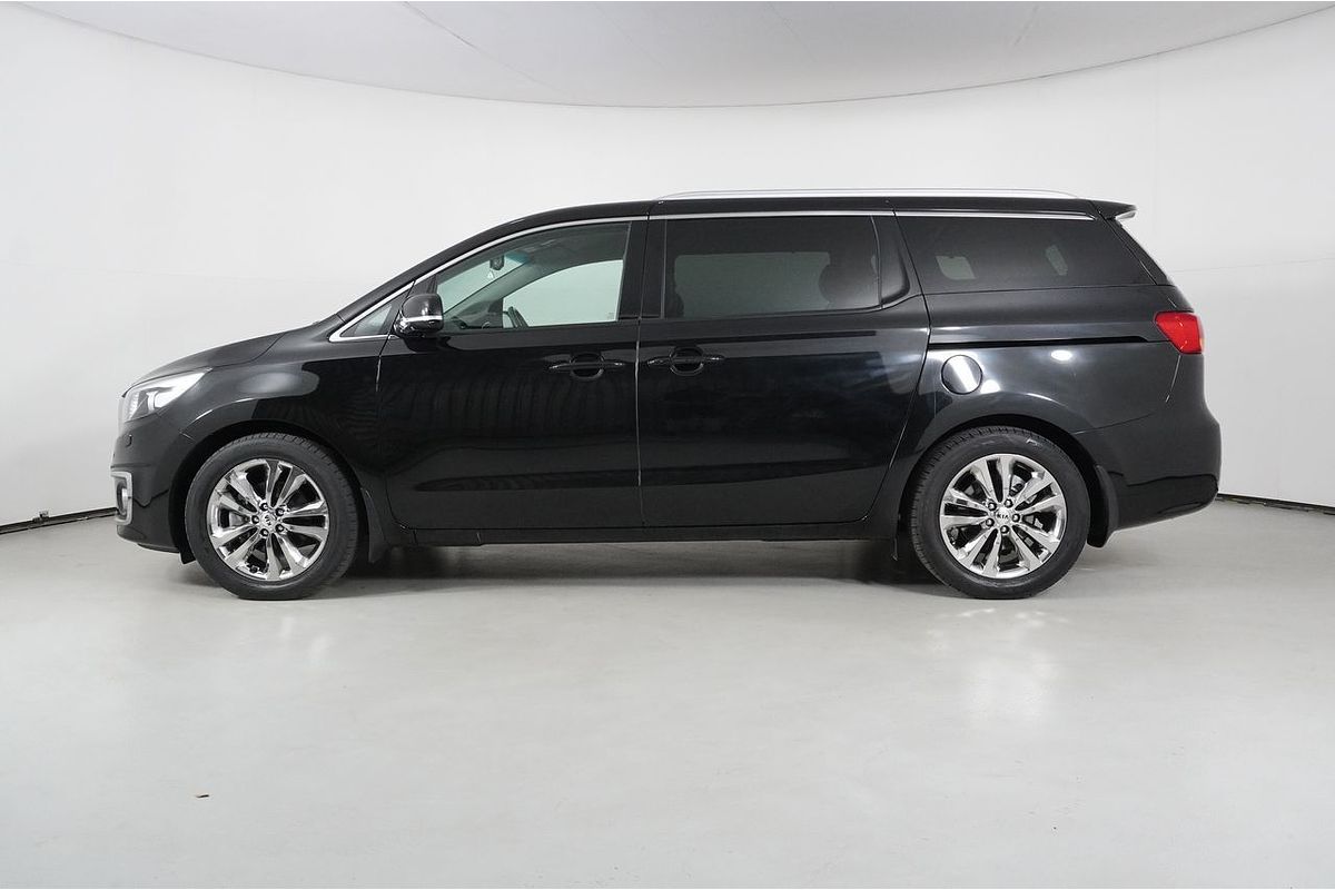 2017 Kia Carnival Platinum YP