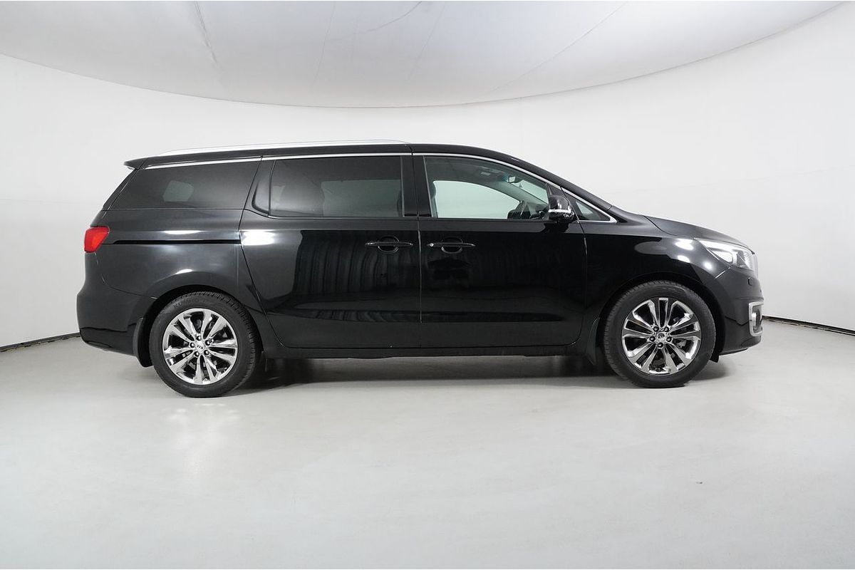 2017 Kia Carnival Platinum YP