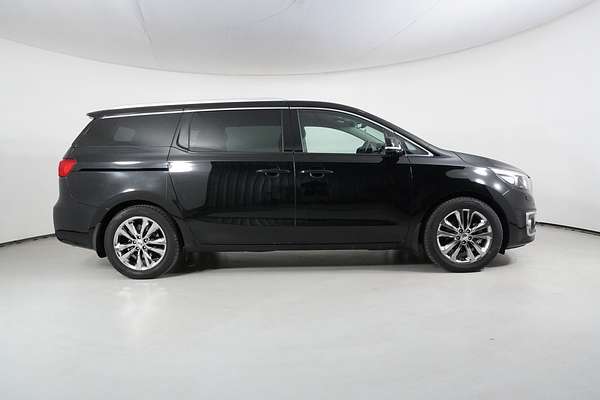 2017 Kia Carnival Platinum YP