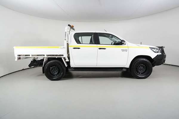 2021 Toyota HILUX SR (4x4) GUN126R FACELIFT 4X4