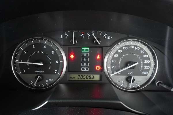 2010 Toyota LANDCRUISER GXL (4x4) UZJ200R 09 UPGRADE