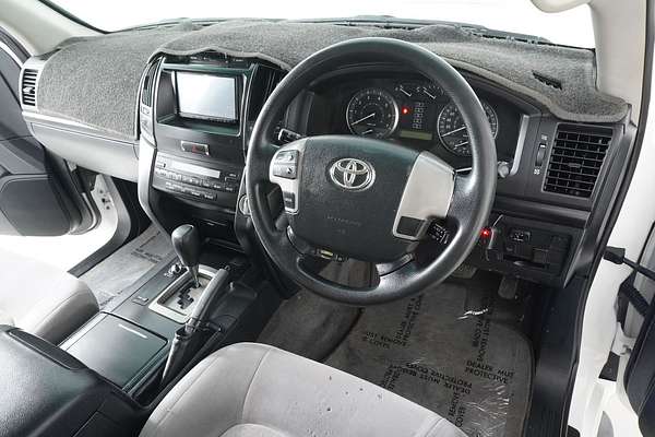 2010 Toyota LANDCRUISER GXL (4x4) UZJ200R 09 UPGRADE