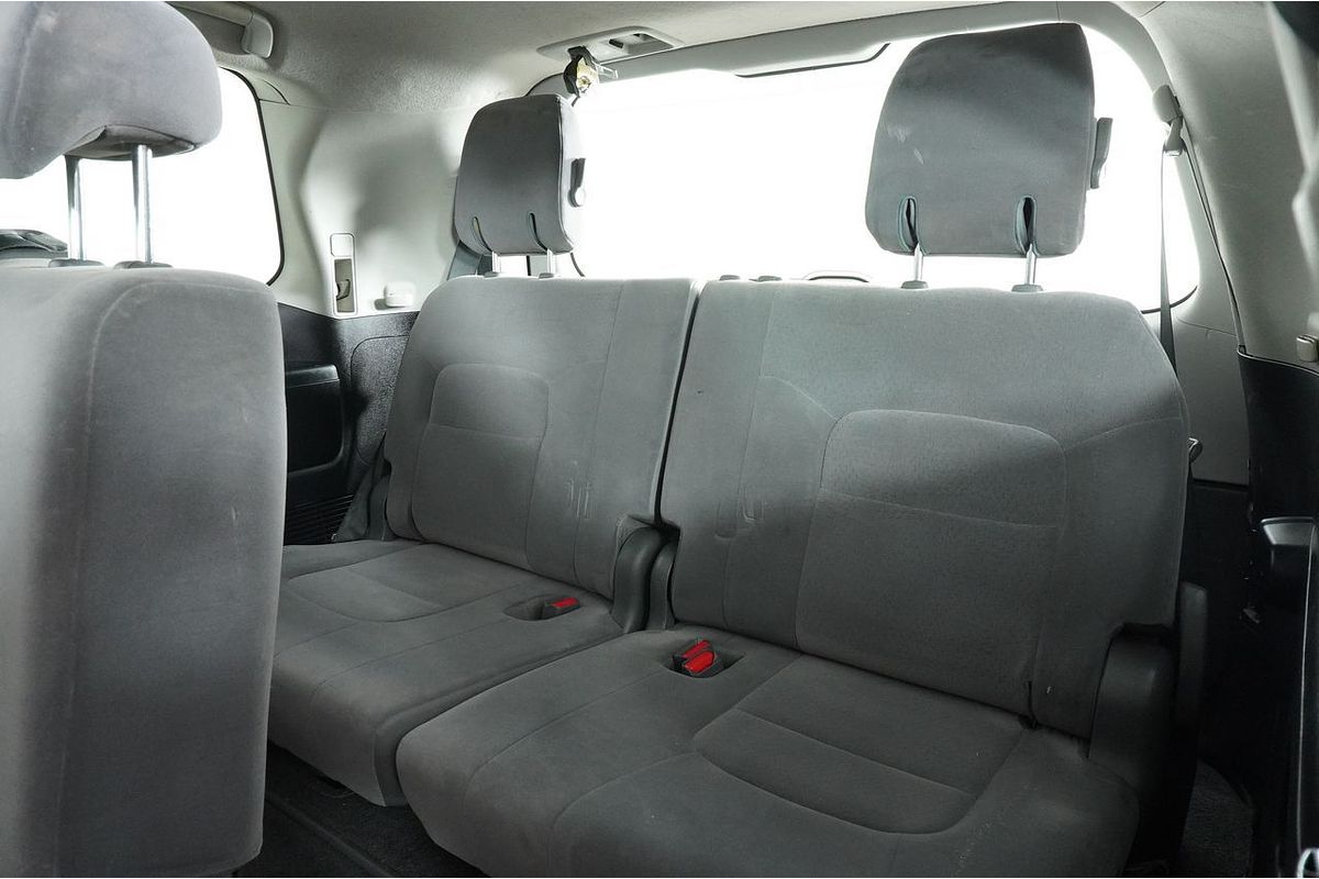 2010 Toyota LANDCRUISER GXL (4x4) UZJ200R 09 UPGRADE