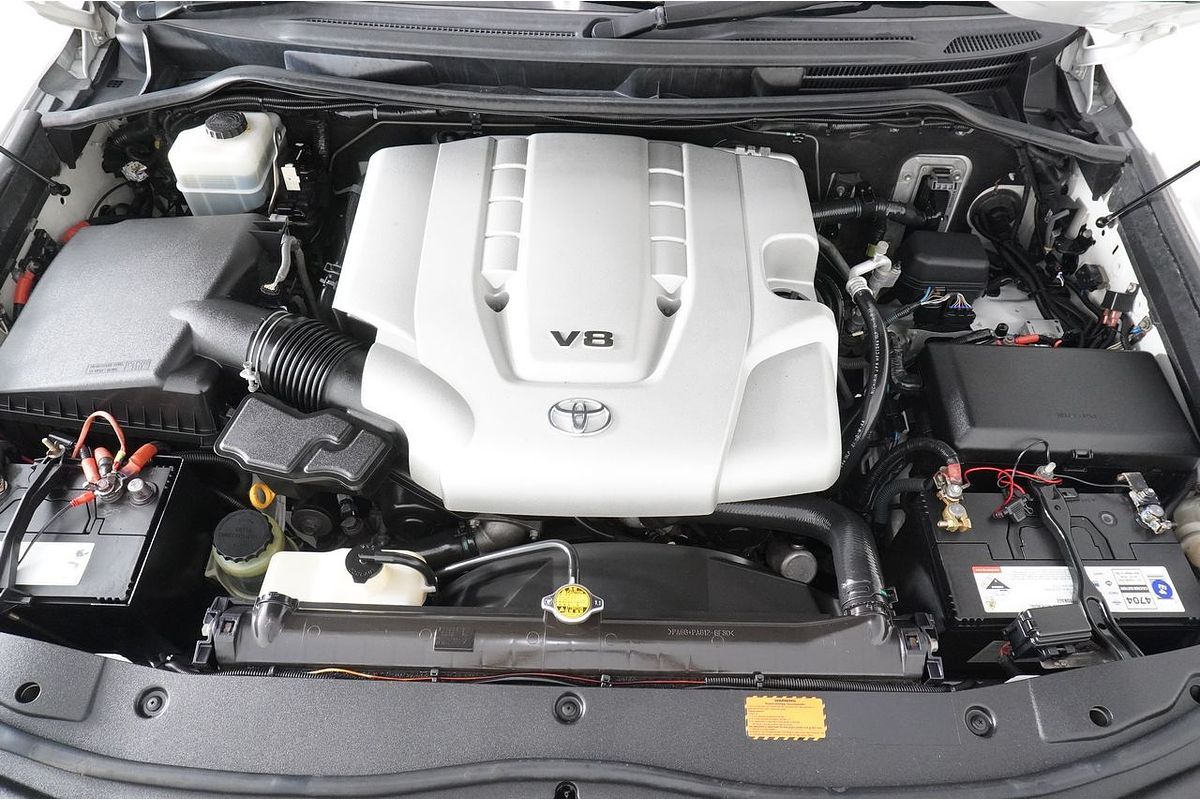 2010 Toyota LANDCRUISER GXL (4x4) UZJ200R 09 UPGRADE
