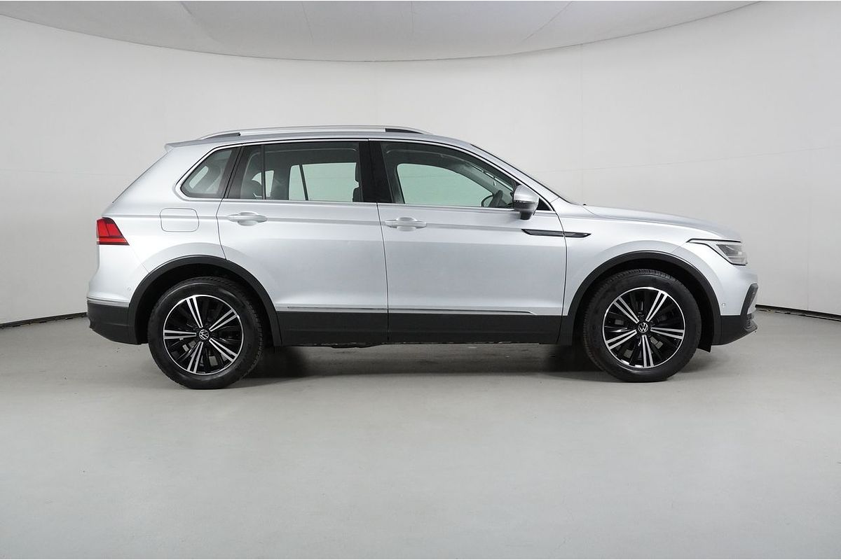 2023 Volkswagen TIGUAN 110TSI LIFE AX MY23 UPDATE