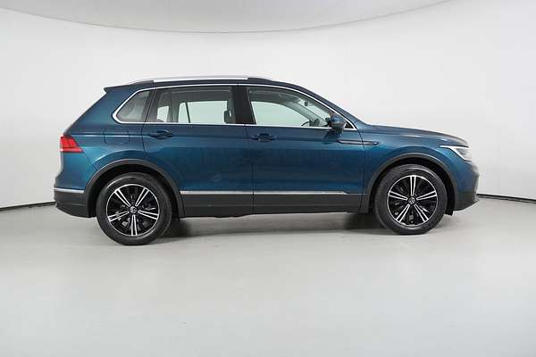 2023 Volkswagen TIGUAN 110TSI LIFE AX MY23 UPDATE