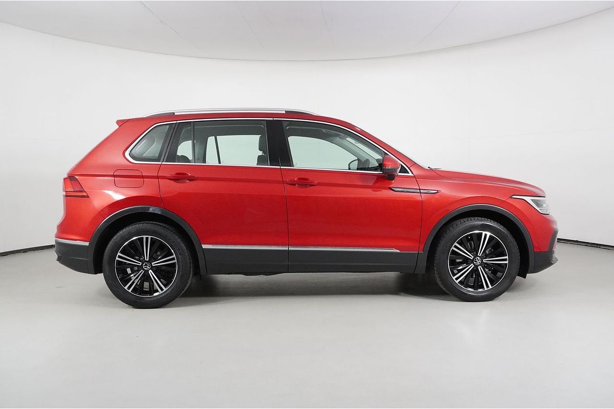 2023 Volkswagen TIGUAN 110TSI LIFE AX MY23 UPDATE