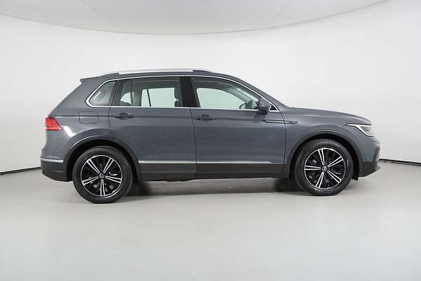 2023 Volkswagen TIGUAN 110TSI LIFE AX MY23 UPDATE