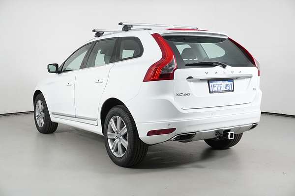 2016 Volvo XC60 T5 Luxury