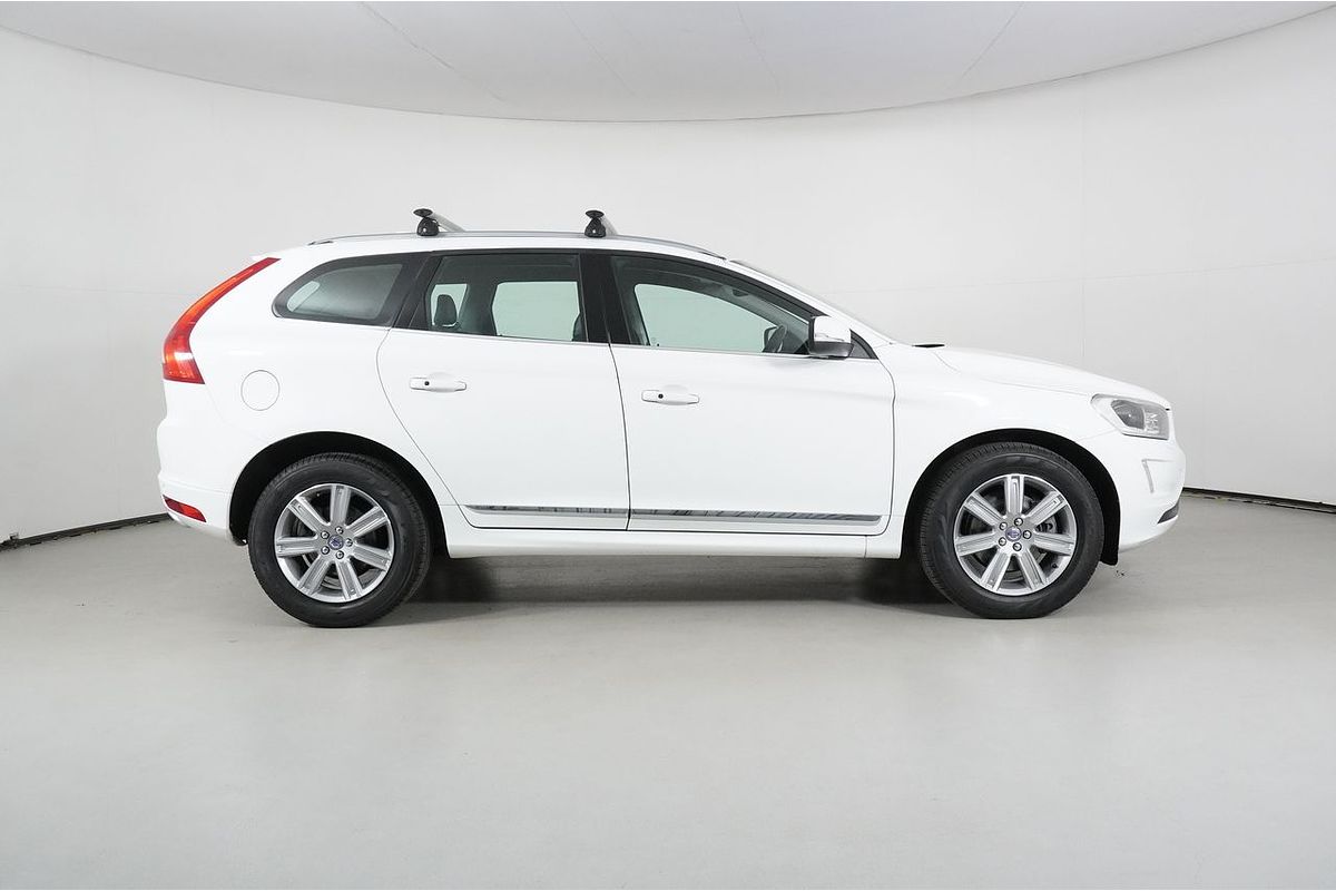 2016 Volvo XC60 T5 Luxury
