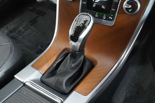 2016 Volvo XC60 T5 Luxury
