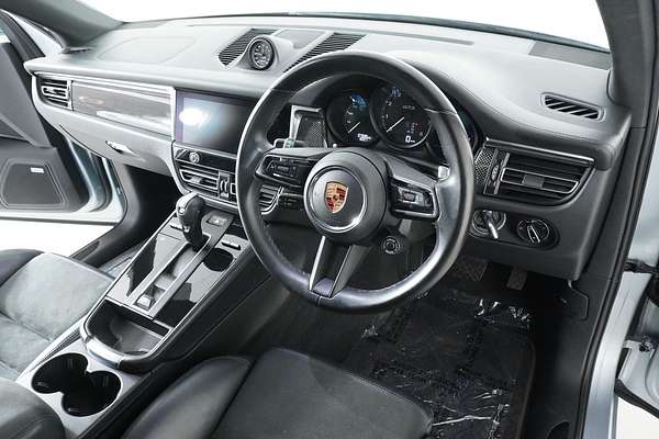 2022 Porsche MACAN GTS 95B MY22