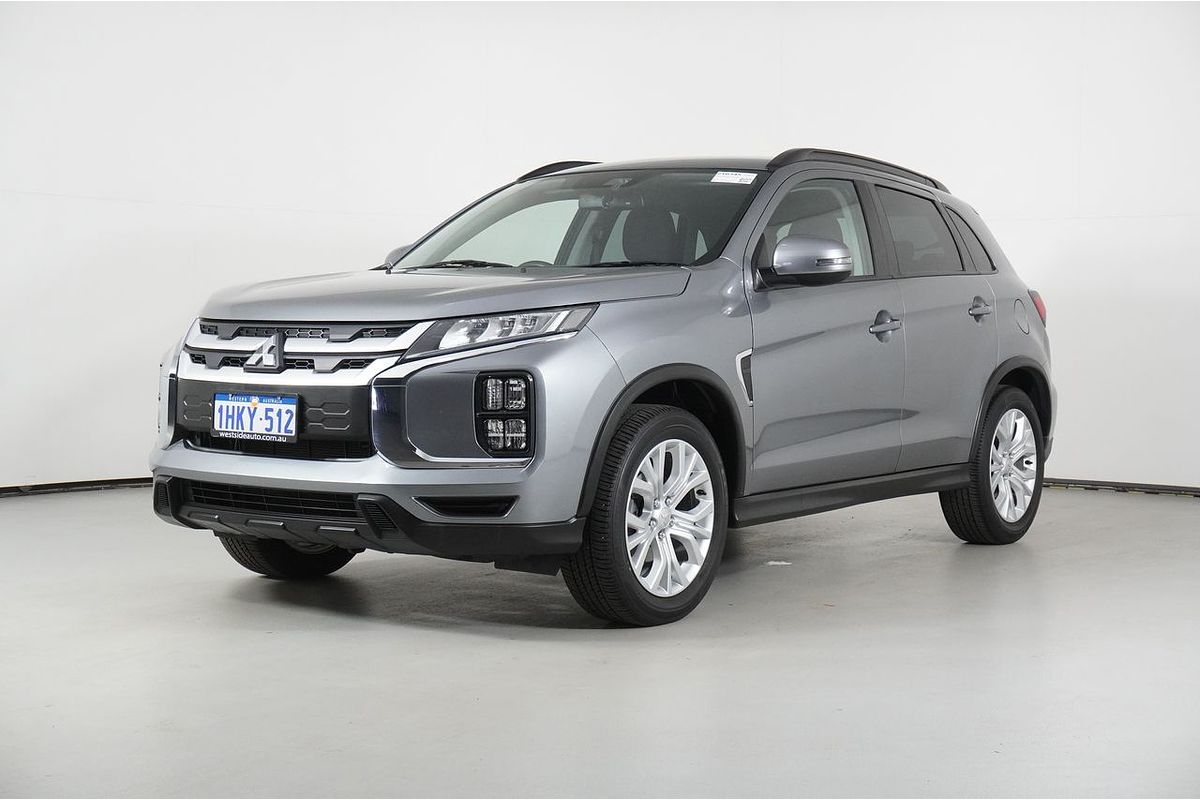 Vehicle photo 3