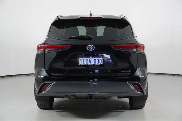 2022 Toyota KLUGER GRANDE HYBRID AWD AXUH78R