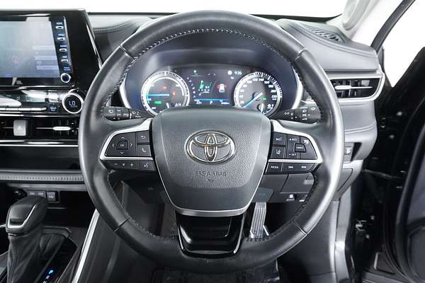 2022 Toyota KLUGER GRANDE HYBRID AWD AXUH78R