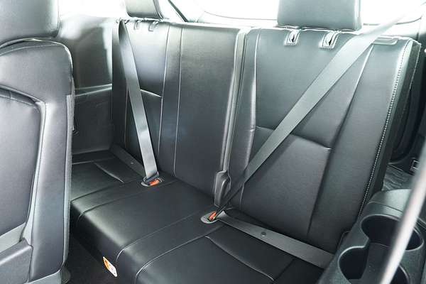 2022 Toyota KLUGER GRANDE HYBRID AWD AXUH78R