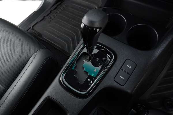 2024 Toyota HILUX ROGUE (4x4) GUN126R 4X4