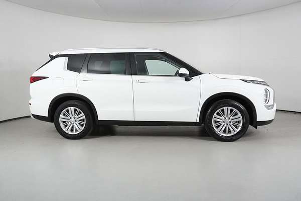 2022 Mitsubishi OUTLANDER LS 7 SEAT (AWD) ZM MY23